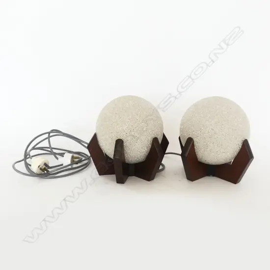 PR OF RETRO ORB TABLE LAMPS WORKING H220 DIA 220