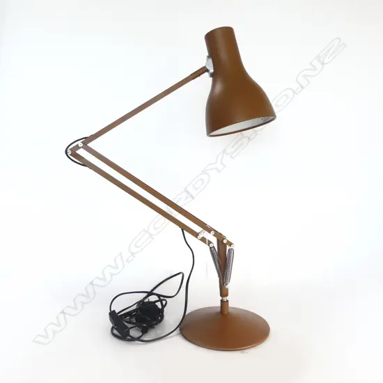MODERN ANGLEPOISE TABLE LAMP 