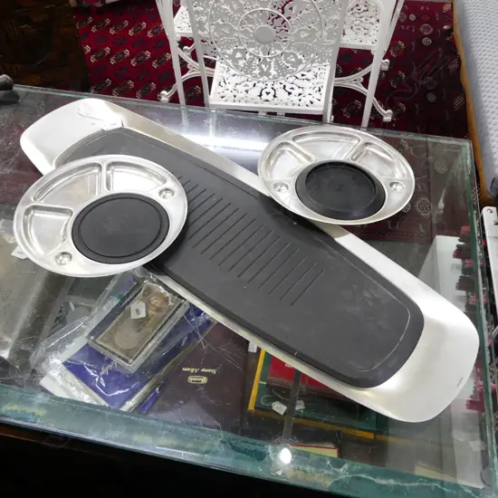 ASST. MID-CENTURY DESIGN STELTON WARE; Incl. dish L.760mm, 2 trays Dia.240mm