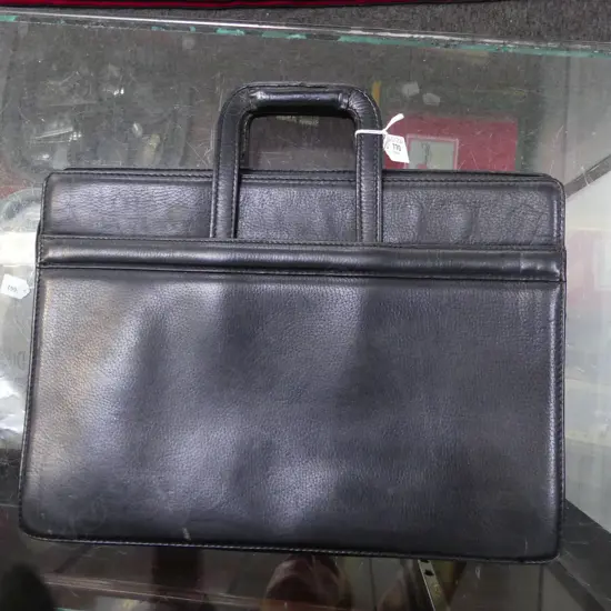 BLACK LEATHER BRIEF CASE W.430mm