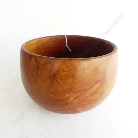 TURNED WOODWORKERS RIMU BOWL Dia.210mm