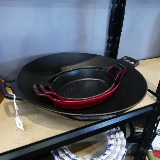 CAST IRON WOK 370mm dia + 2 STAUB DISHES L.310mm