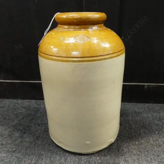 R. FOWLER 1914 SYDNEY CROCK '2' H.370mm