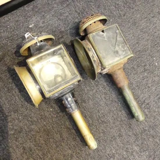 2 ANTIQUE CARRAGE LAMPS L430MM