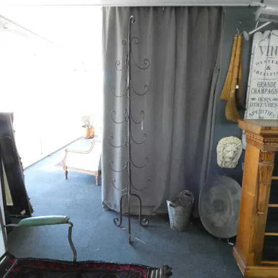 FORGED IRON HAT TREE