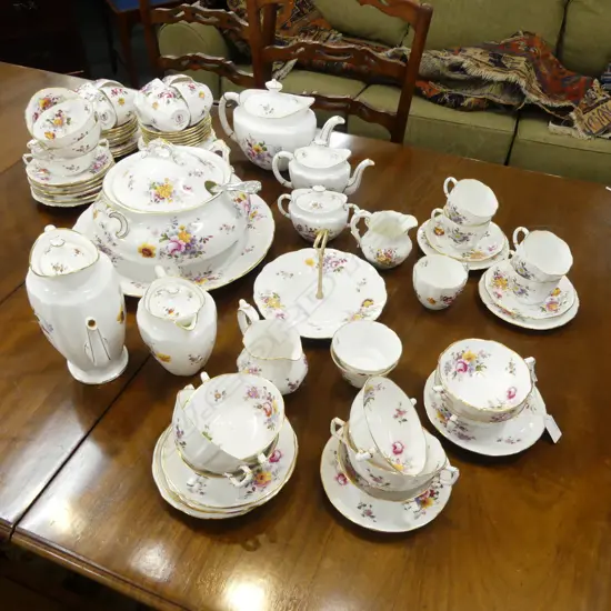 ROYAL CROWN DERBY 'DERBY POSIES' PART DINNER SERVICE