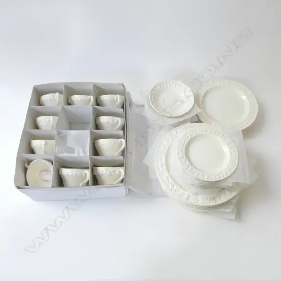 WEDGWOOD QUEENSWARE PART DINNER SET...