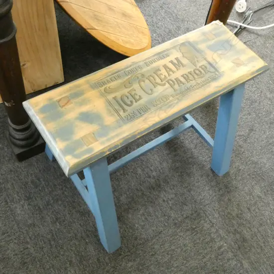 WOODEN STOOL W.595mm