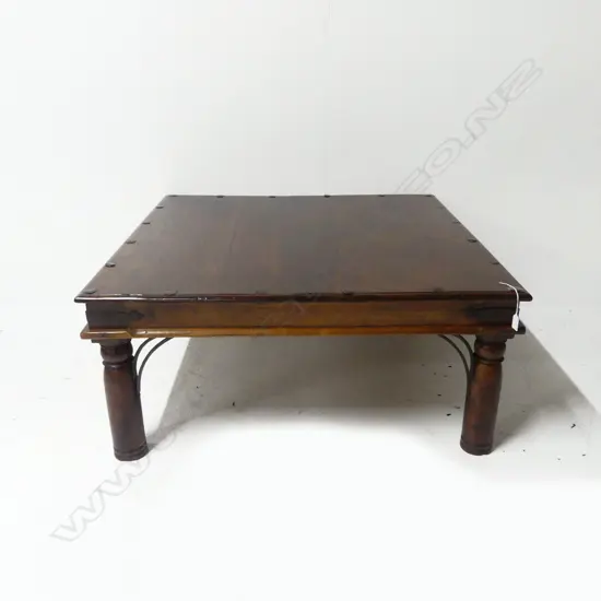 OLD WOODEN COFFEE TABLE 1000x1000x440mm