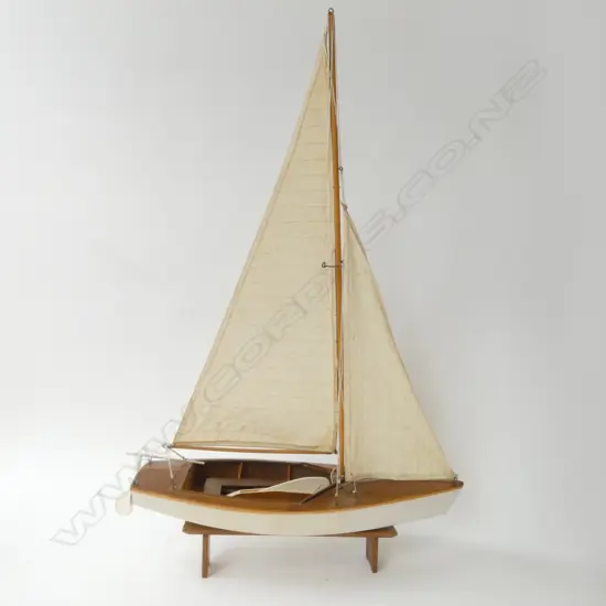 VINTAGE WOODEN MODEL SAIL BOAT ON STAND L.500mm