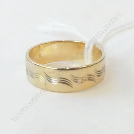 9ct GOLD MY VALENTINE RING 3.3gms SIZE N