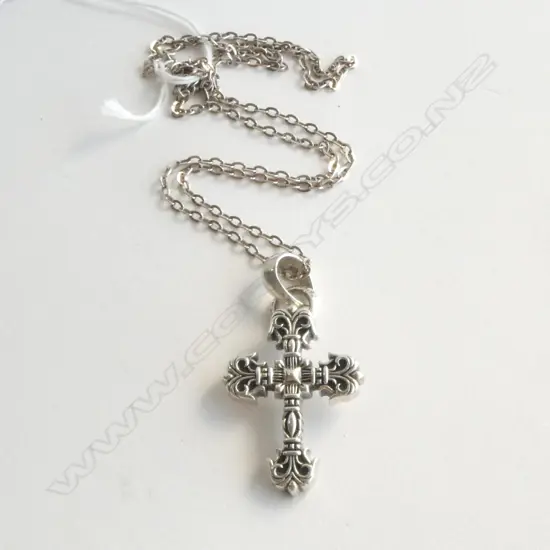 'CHROME HEARTS' STG SILVER CROSS PENDANT NECKLACE, 26.7grms