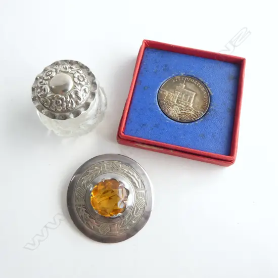 SILVER  COMMEMORATIVE MEDAL S/SILVER KILT BROOCH & SMALL S/SILVER  TOPPED DRESSINGTABLE JAR