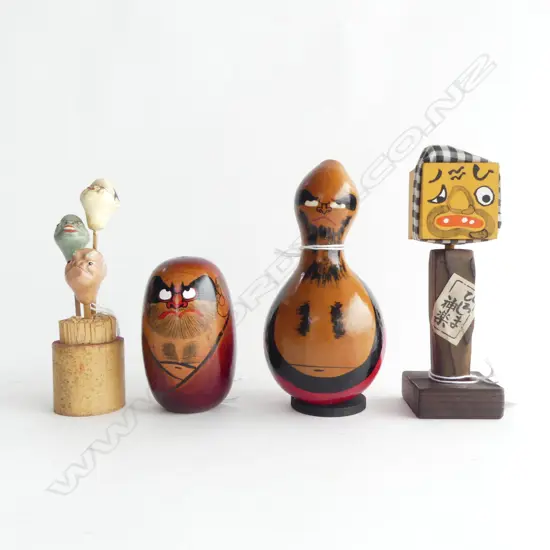 FOUR VINTAGE JAPANESE DARUMA FIGURES, H.80 - 140mm