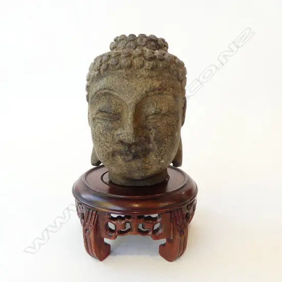 SOLID METAL BUDDHA HEAD H.135mm ON WOODEN STAND