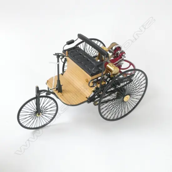FRANKLIN MINT MODEL 1886 BENZ L310MM