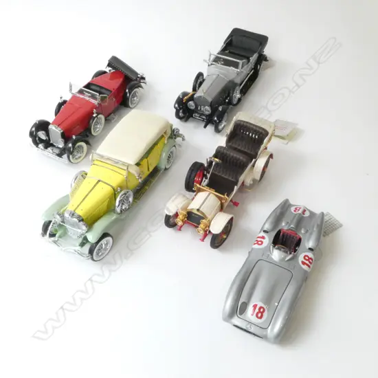 5 FRANKLIN MINT DIE CAST MODEL CARS L200MM