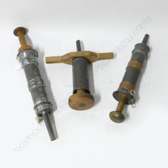 (1306/2514/2839) THREE VINTAGE TIN SAUSAGE STUFFERS LARGEST L.560mm