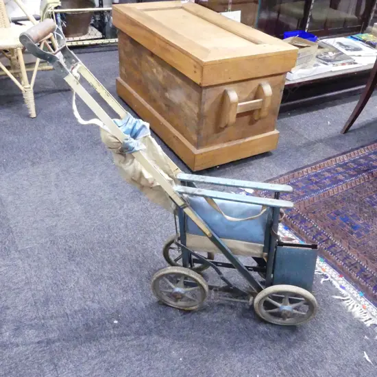 VINTAGE CHILDS FOLDING PUSH CHAIR H590MM