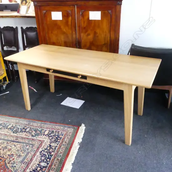 IAN ROUSE FURNITURE DESIGN 'IRFD' HAND MADE QUALITY OAK TABLE 1700x700x770mm