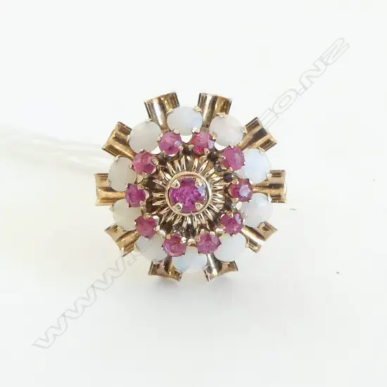 14ct GOLD & RUBY/OPAL PRINCESS RING, 4.99gms SIZE O