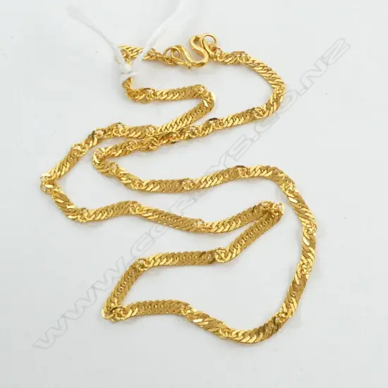 22ct BRIGHT YELLOW GOLD NECK CHAIN L.440mm. 12gms