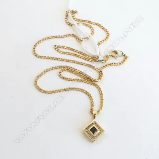 9ct GOLD & SAPPHIRE & DIAMOND PENDANT ON 9ct GOLD NECK CHAIN L.460mm 4.25gms