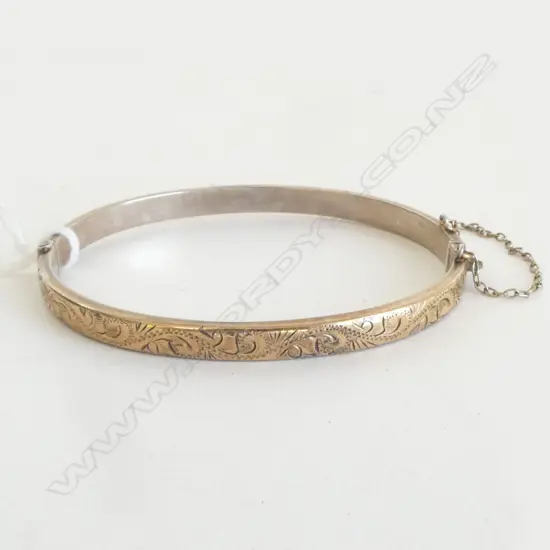 SILVER & ROLLED GOLD HINGED BANGLE engraved 