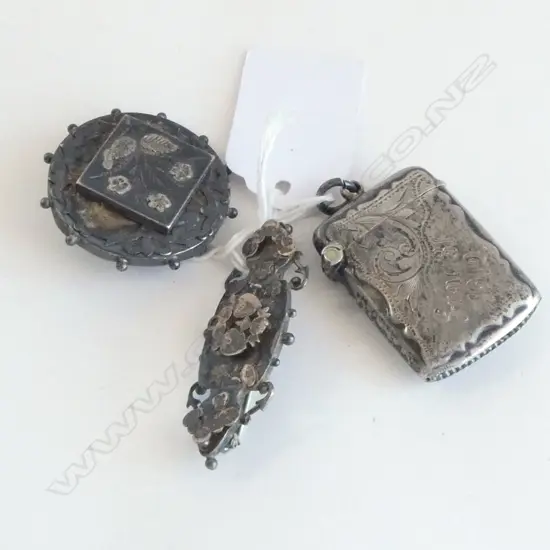 c1900 SILVER VESTA + 2 DECORATIVE BROOCHES with gold applique need cleaning