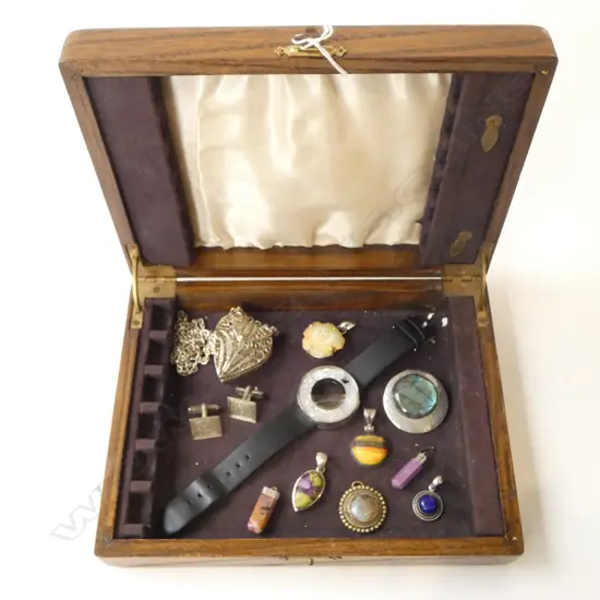 JEWELLERY IN WOODEN CASE W.225mm SOME STG