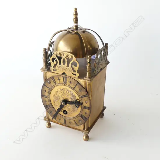 c1900 ENGRAVED BRASS LANTERN CLOCK H.235mm. RUNNING. WITH KEY