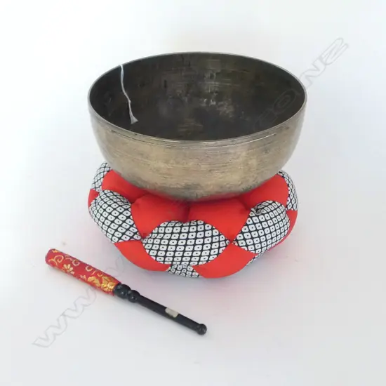 Medium singing bowl Dia.170mm