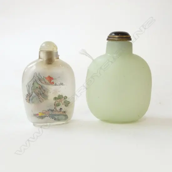 2 ORIENTAL SNUFF BOTTLES H.75mm