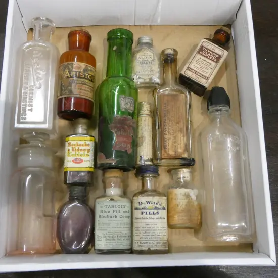 14 ANTIQUE MEDICINAL GLASS BOTTLES 