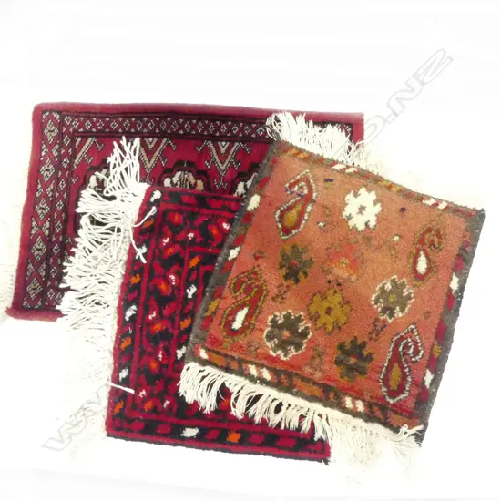 3 SMALL HAND KNOTTED MATS 480x310mm