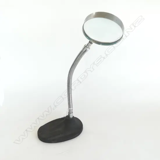 VINTAGE CAST IRON BASED ARTICULATED TABLE MAGNIFYING GLASS H430MM