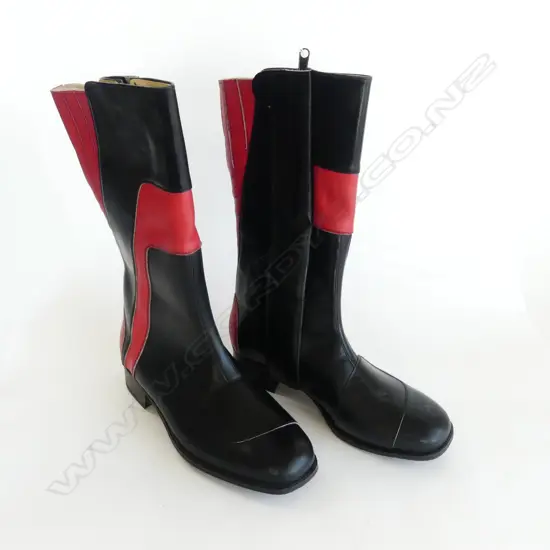 PR MID CENTURY AS NEW CALF HIGH RED & BLCK BOOTS SIZE 25 & A HALF