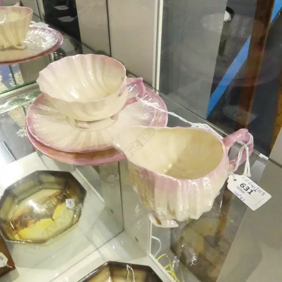 BELLECK BLACK MARK SHELL PAT CSP & MATCHING JUG H75MM