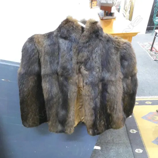 VINTAGE RABBIT FUR CAPE (STERNS FOR FURS) S/M