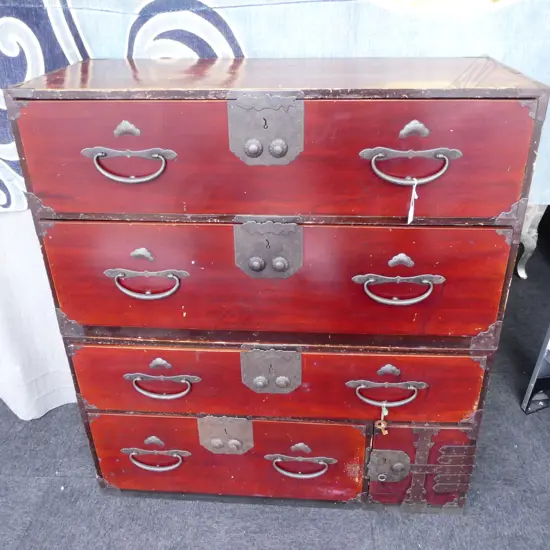 Lacquered Yonezawa chest 2 section key chestnut front cedar frame, 1090x440x1210mm