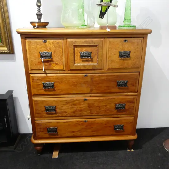 COLONIAL MOTTLED KAURI SCOTCH CHEST 1150x440x1310mm