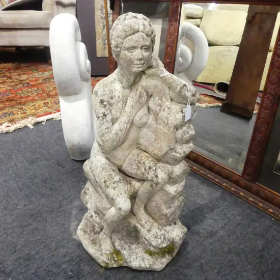 CONCRETE GARDEN WOMAN H.610mm