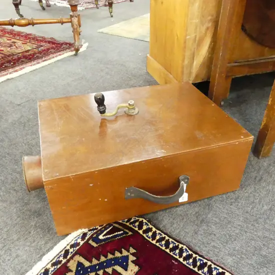 VINTAGE HORN, BOXED W.560mm