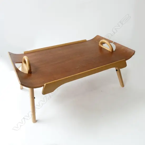 VINTAGE WOODEN DINNER TRAY 'THE CENTURION' W.595mm