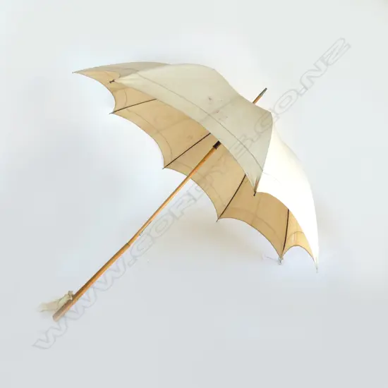 ANTIQUE SUN UMBRELLA 'BRITISH MAKE' L.945mm