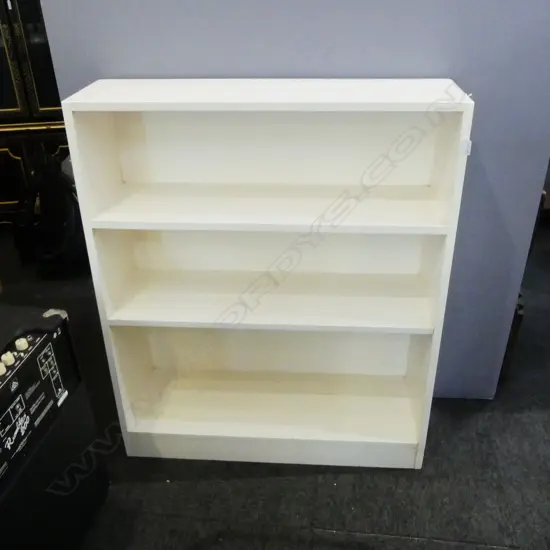 WHITE BOOKCASE W.840mm