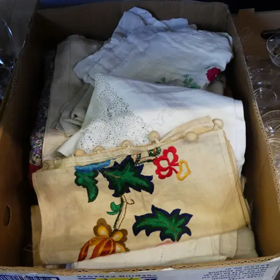 ASST. VINTAGE EMBROIDERED LINENS