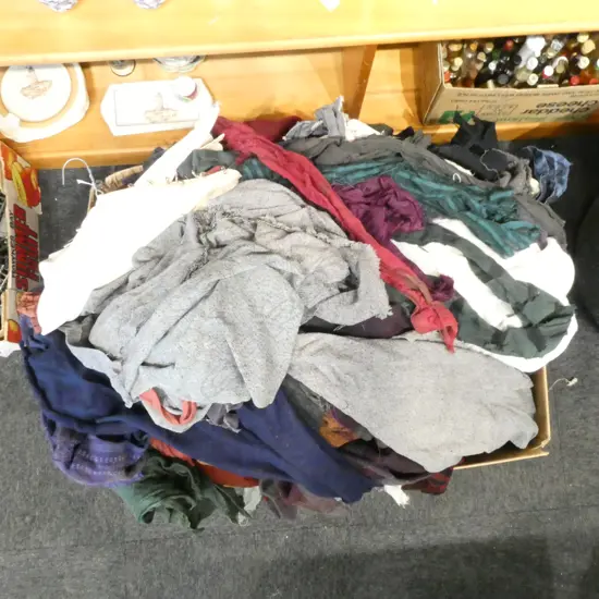 ASST. FABRICS; LINEN, WOOL BLANKETS ETC Ex River Queen