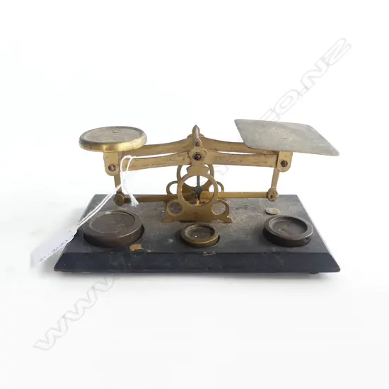 VINTAGE METAL SCALE OF ENGLISH MAKE W.185mm