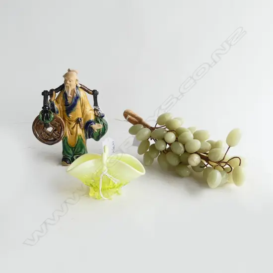BUNCH OF ONYX GRAPES L250CHINESE FIGURE H160 & SMALL VASELINE GLASS BASKET L110MM